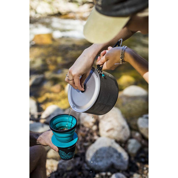 X-BREW-ON-CUP-POURING_600x.jpg